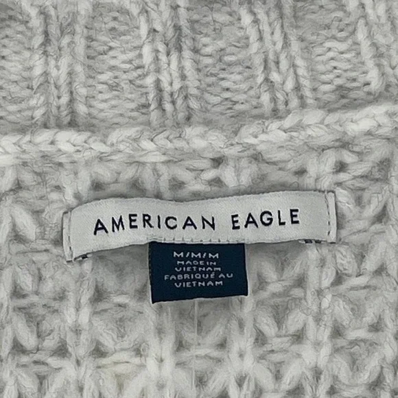 American Eagle Gray Oversized Waffle Knit V-Neck Sweater M | NWT Minor Flaw - Picture 2 of 5